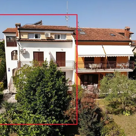 House Puseljic - 3. - A2+1 For Max 3 Pax With Own Tennis Court *