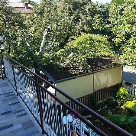 Daire House Puseljic - 3. - A2+1 For Max 3 Pax With Own Tennis Court *